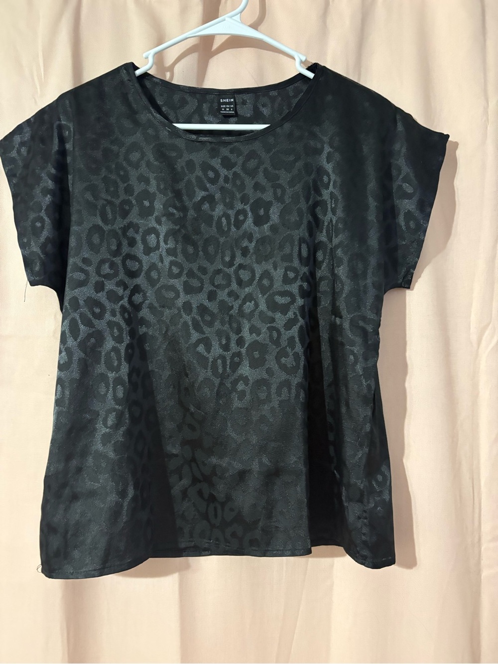 Cheetah print satin top size medium